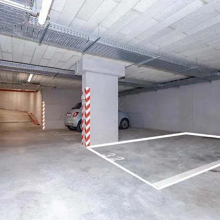 Modern Near & Free Parking & Easy Access 公寓 *