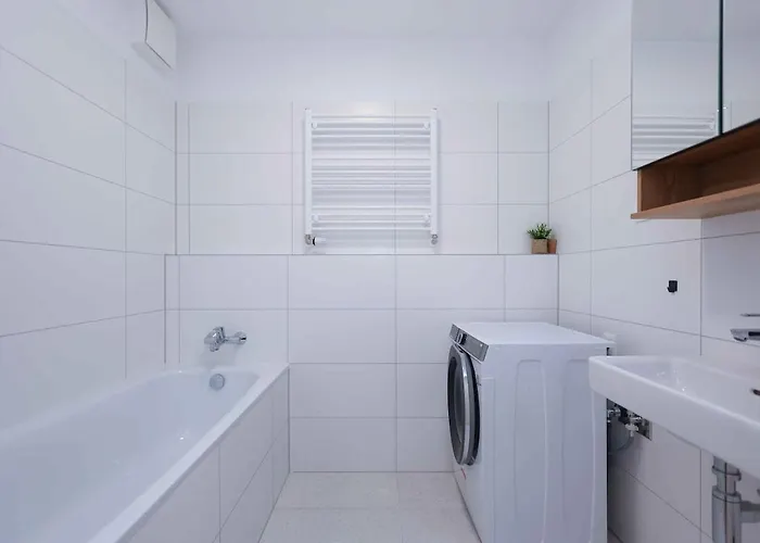 Modern Near & Free Parking & Easy Access Appartement *